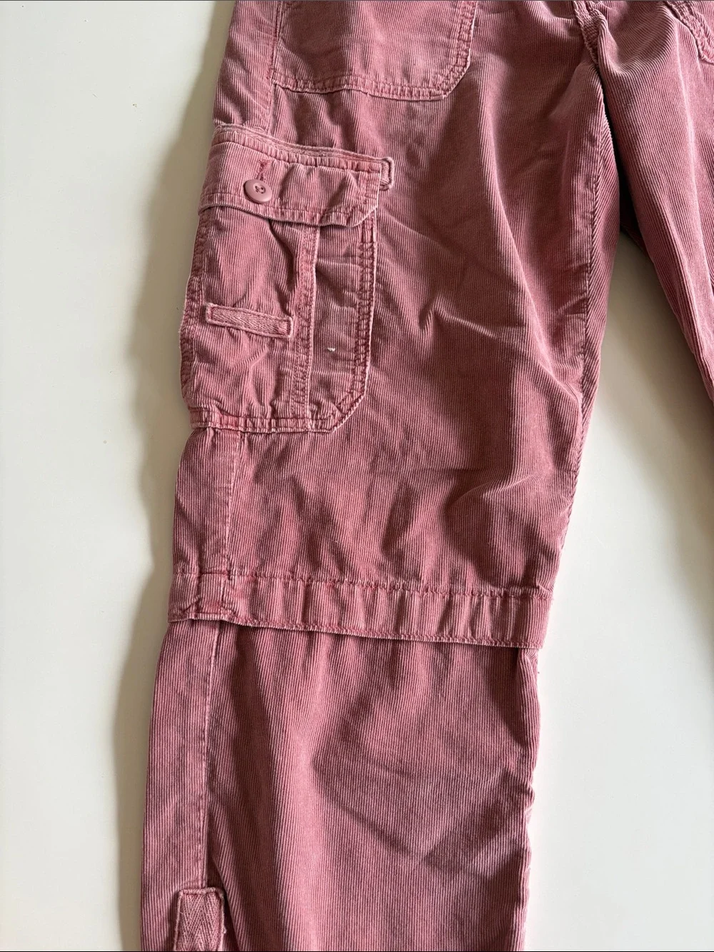 American Eagle Women’s Cargo Jogger Pants in Dusty Rose Corduroy size 0